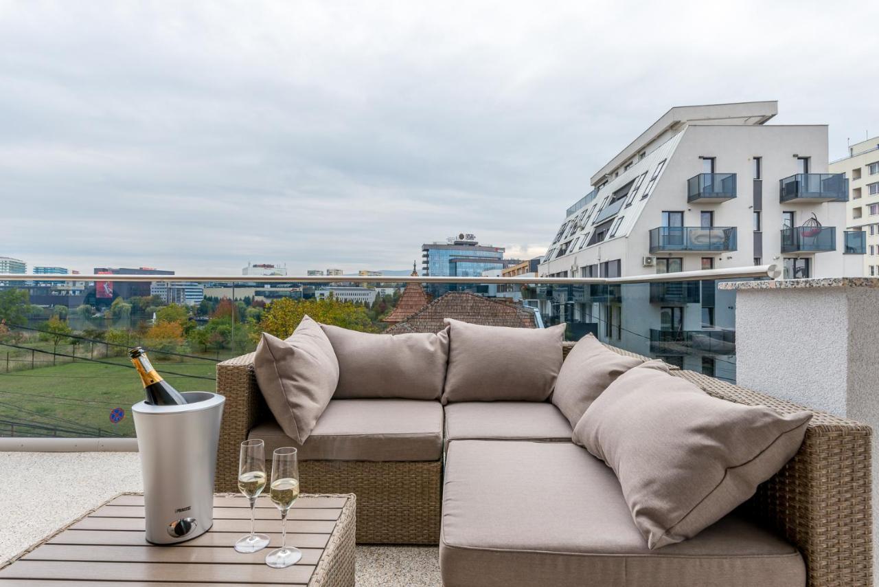 Sarmihouse Aparthotel Cluj-Napoca Luaran gambar