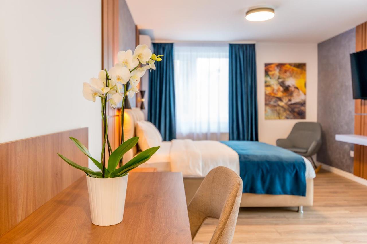 Sarmihouse Aparthotel Cluj-Napoca Luaran gambar