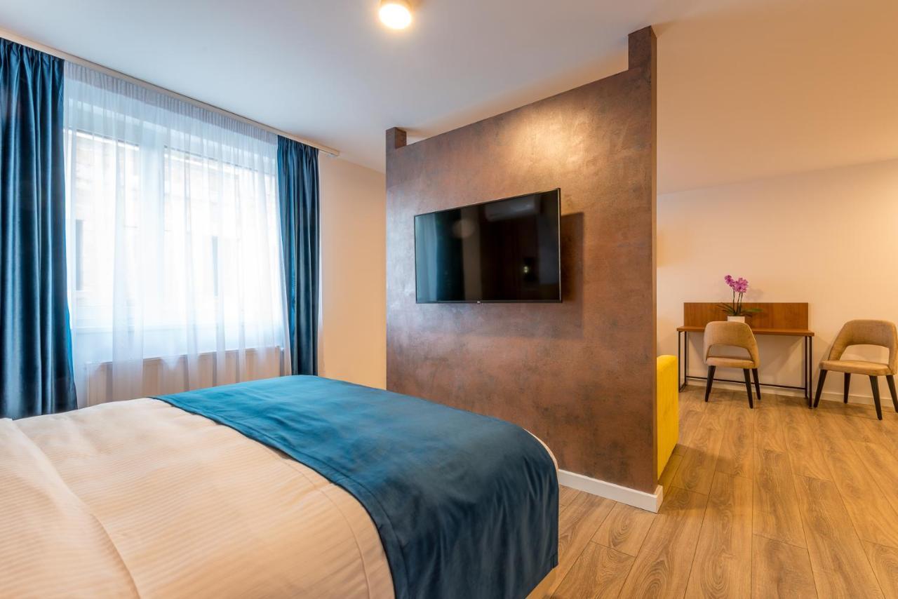 Sarmihouse Aparthotel Cluj-Napoca Luaran gambar