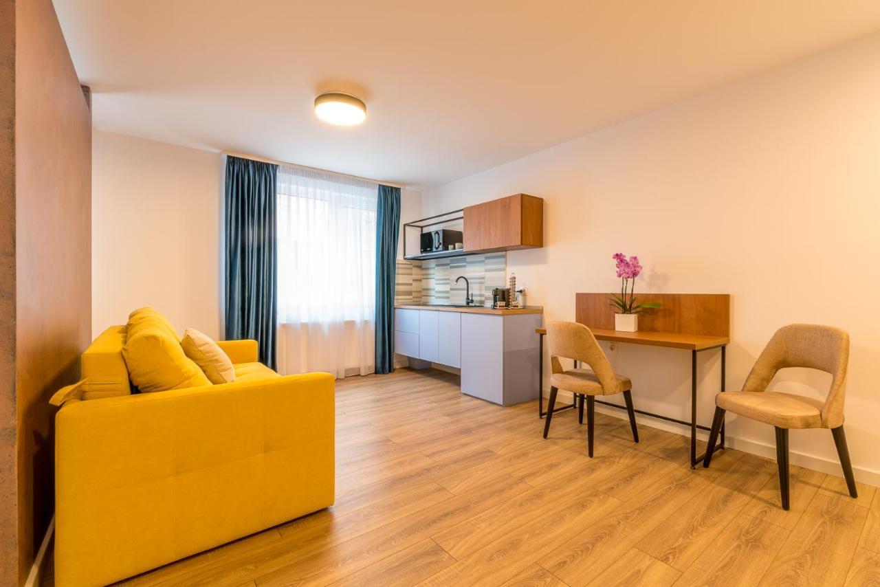 Sarmihouse Aparthotel Cluj-Napoca Luaran gambar