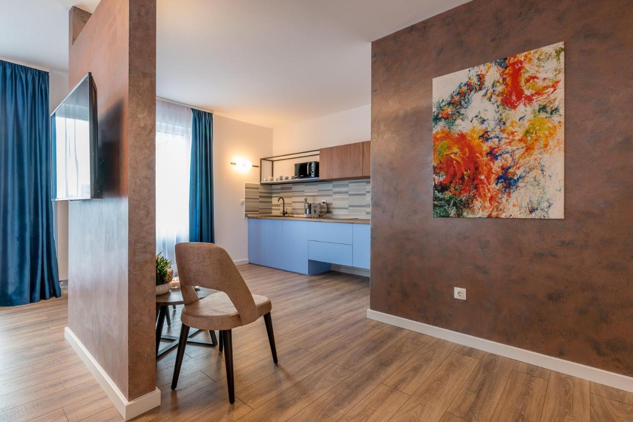 Sarmihouse Aparthotel Cluj-Napoca Luaran gambar